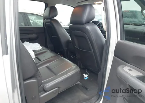 2011 Chevrolet Silverado 1500 Lt from USA, damaged, VIN 3GCPCSE06BG187639